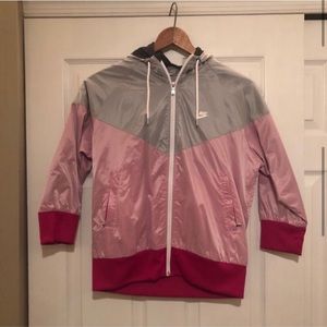 Nike Windbreaker •NWOT•